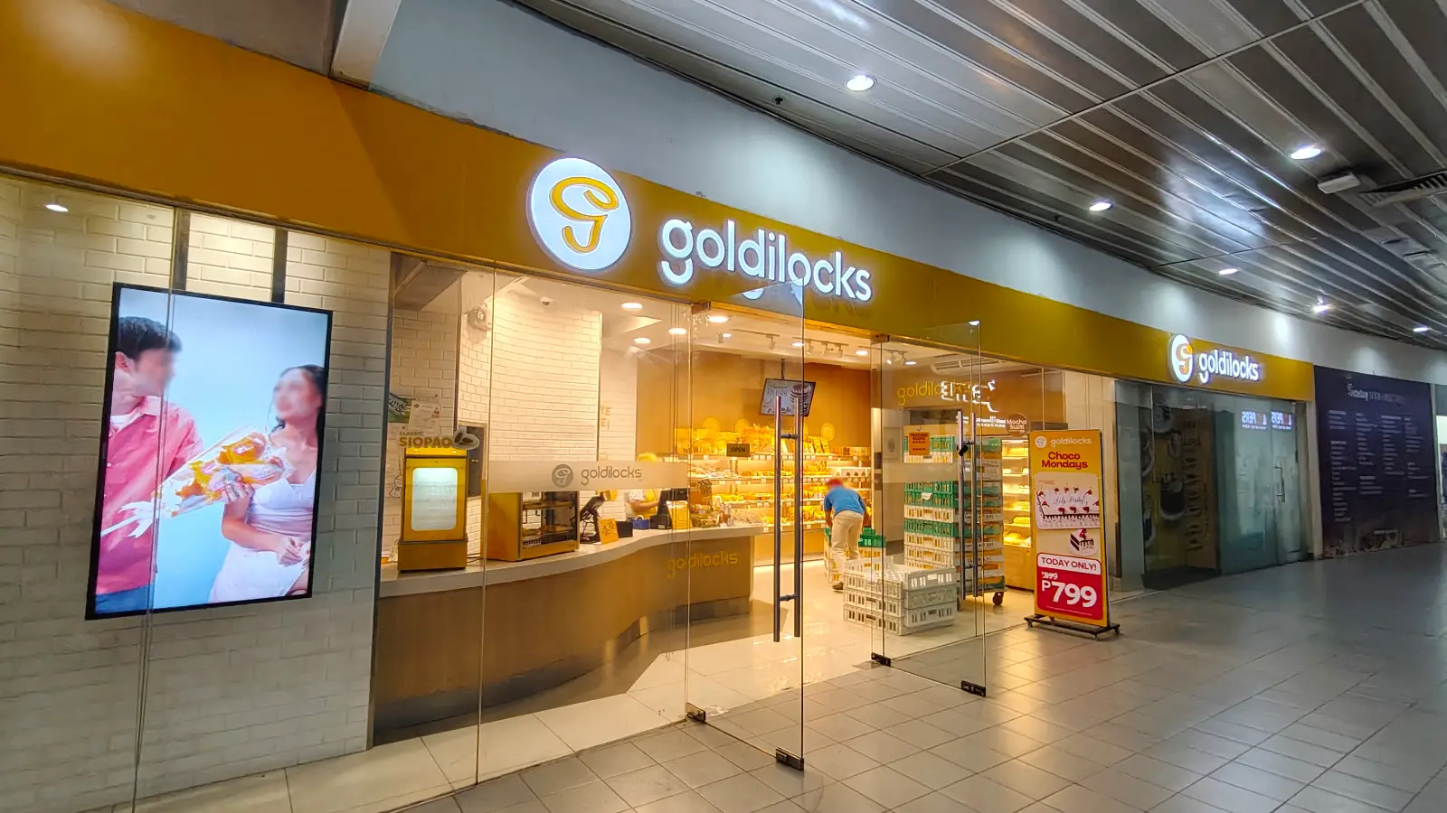 GOLDILOCKS in Gateway Mall